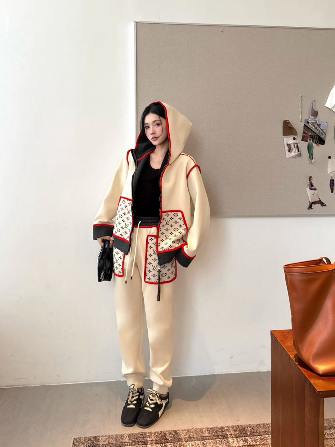 Loui 25fw hoodie pants set