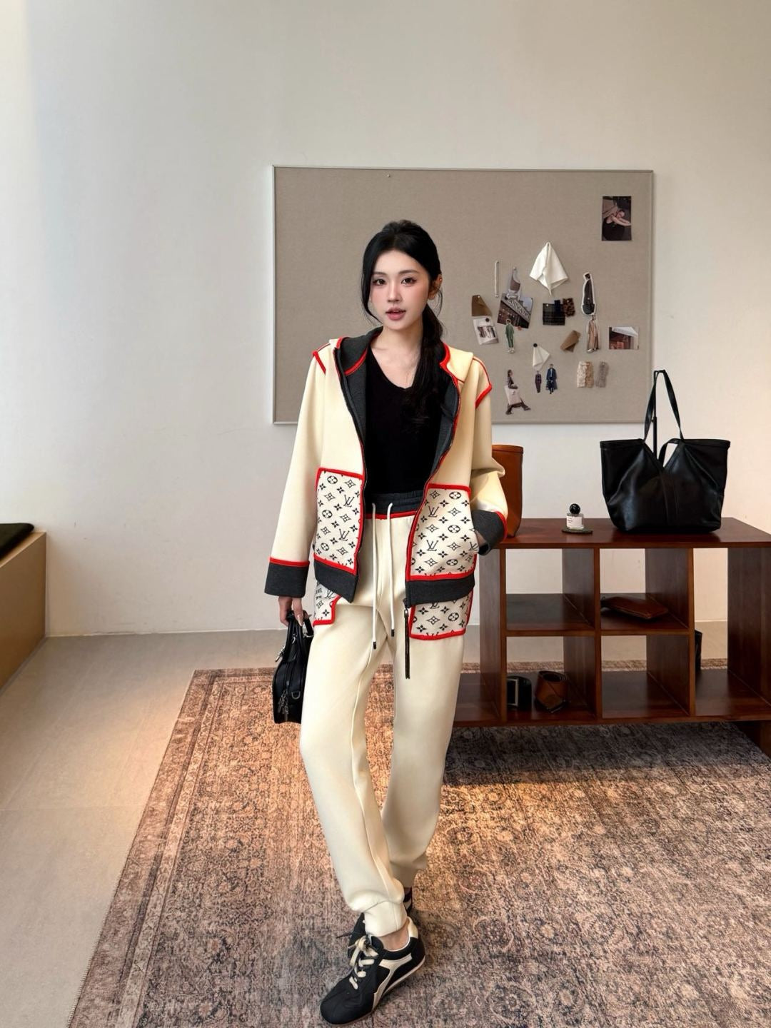 Loui 25fw hoodie pants set