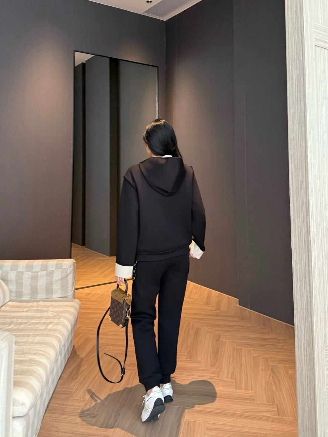 Loui 25fw hoodie pants set