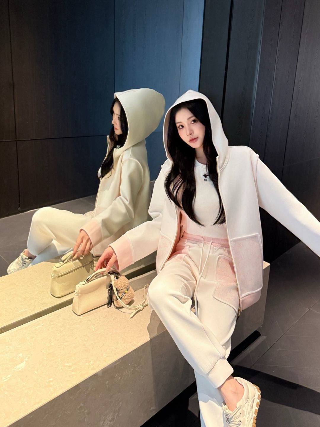 Loui 25fw hoodie pants set