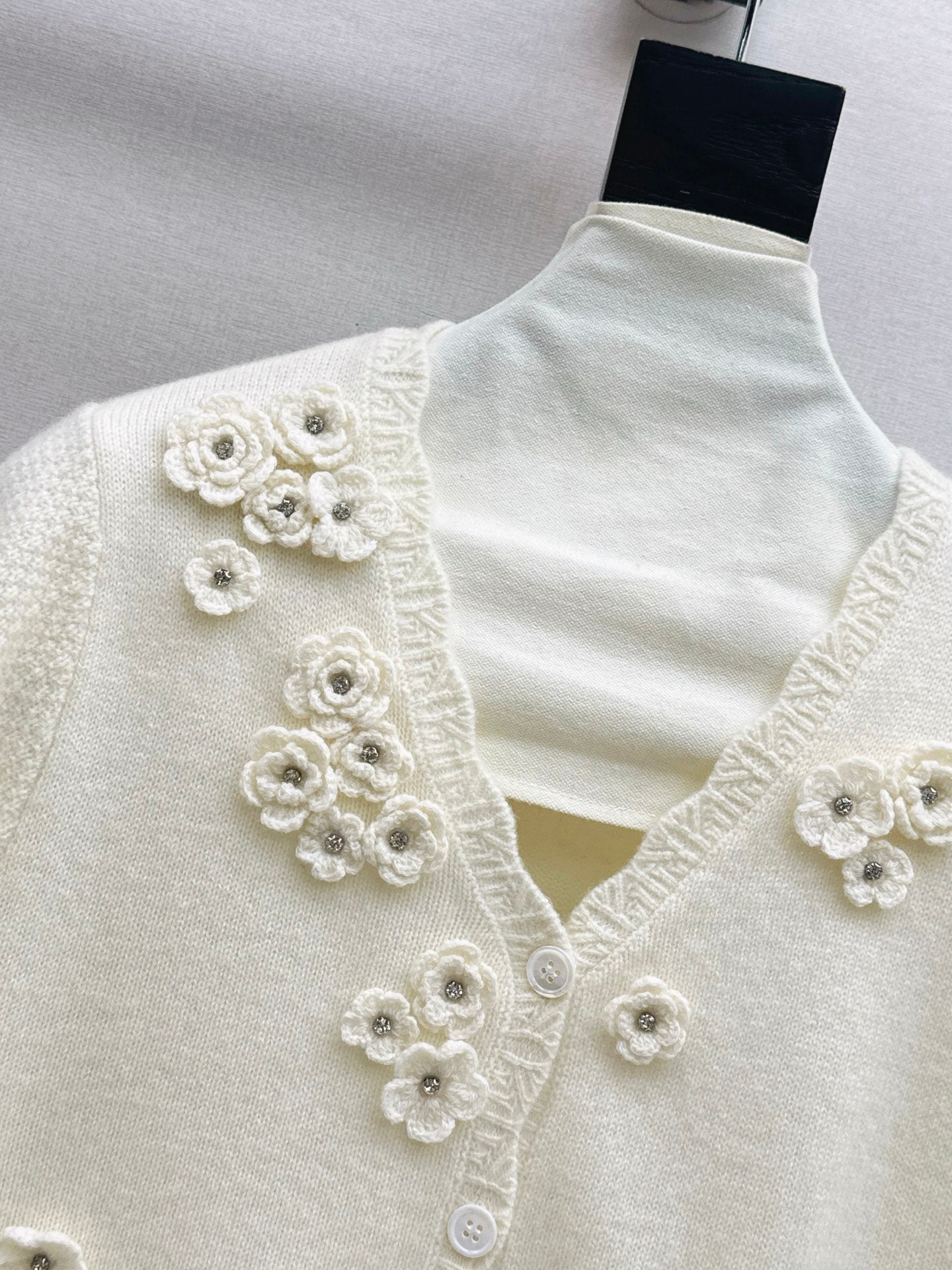 Chan 25fw sweater