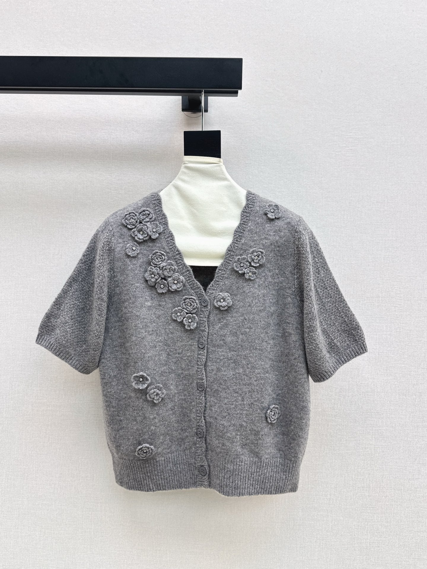 Chan 25fw sweater