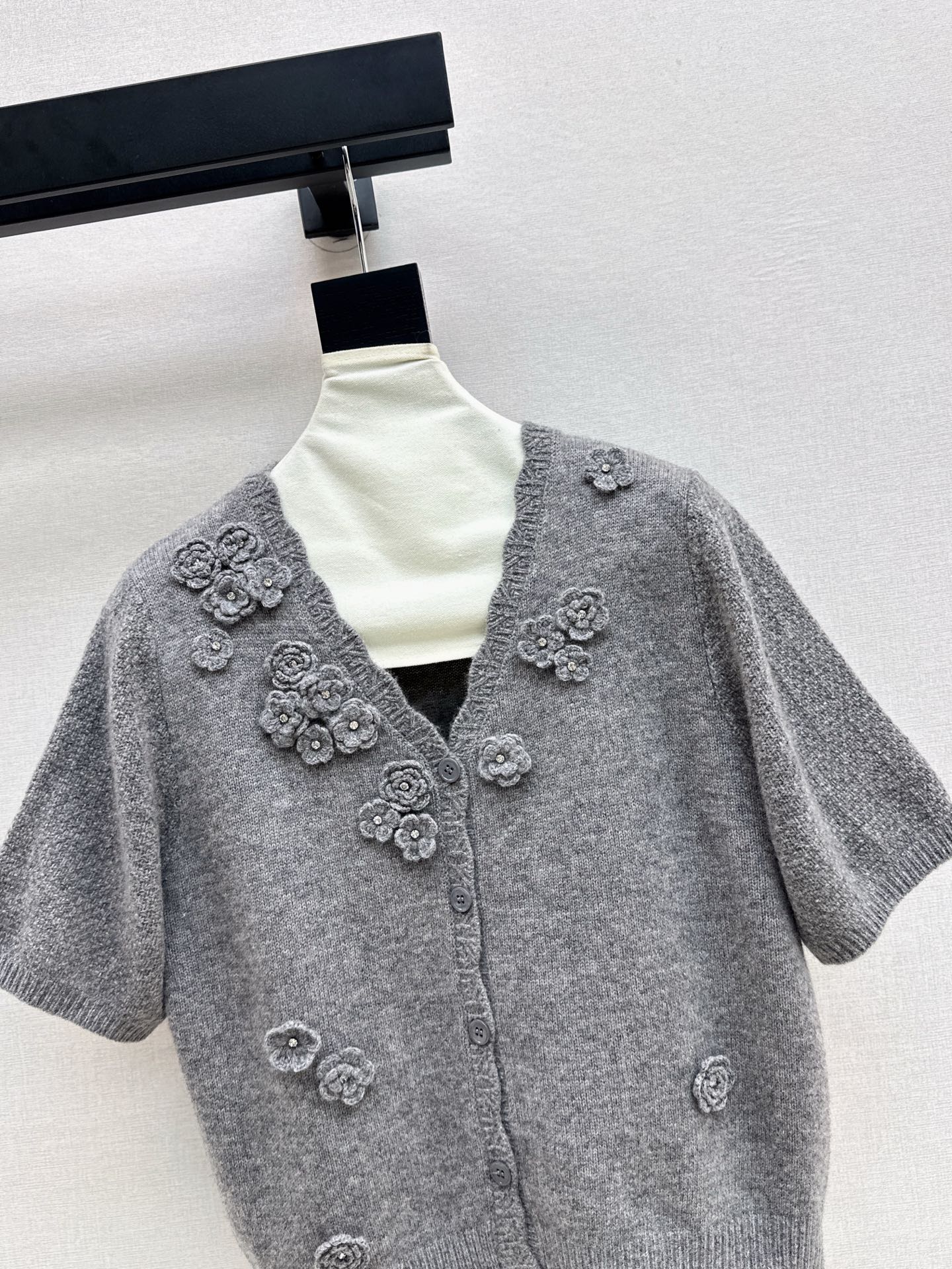 Chan 25fw sweater
