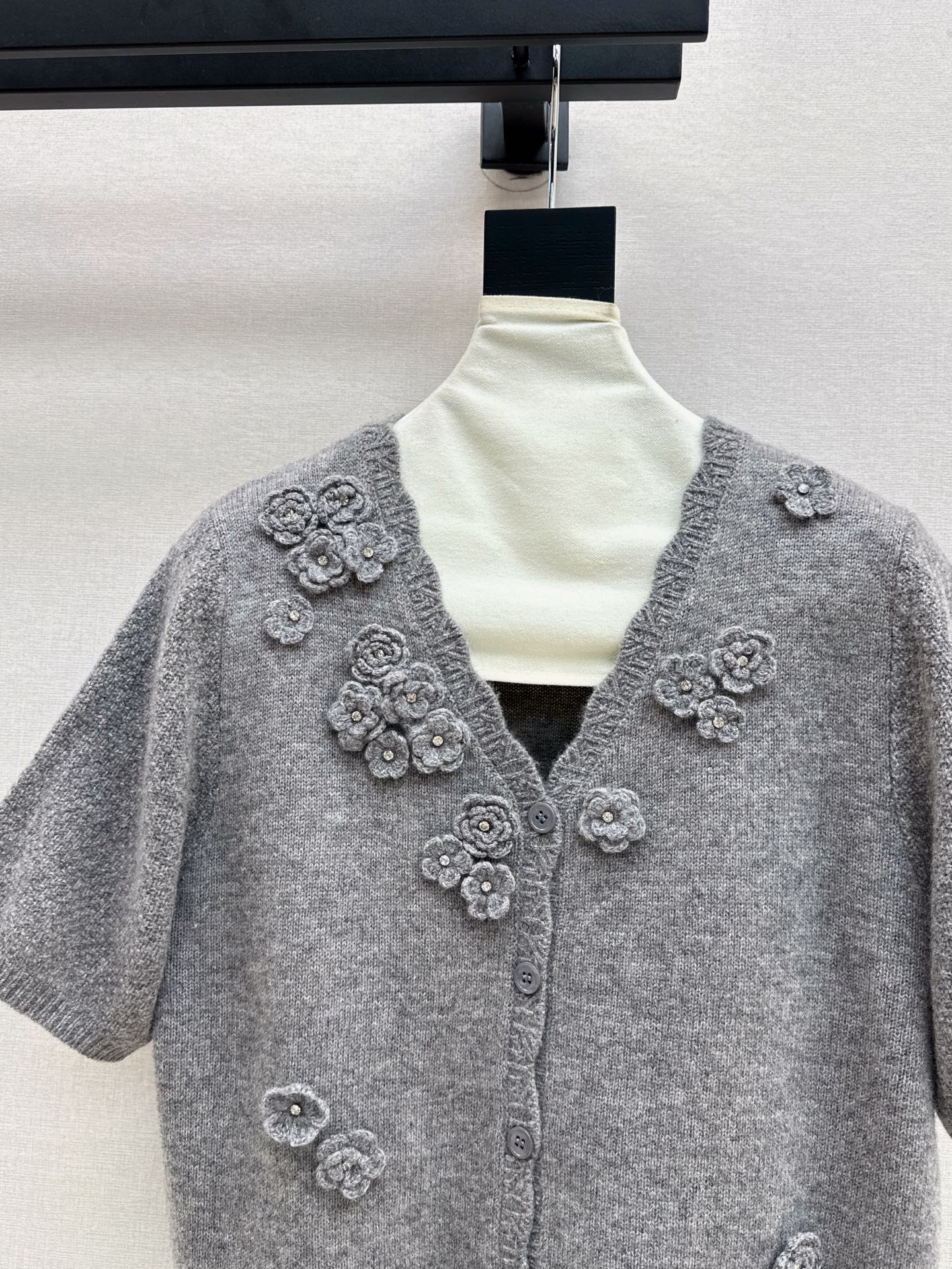 Chan 25fw sweater