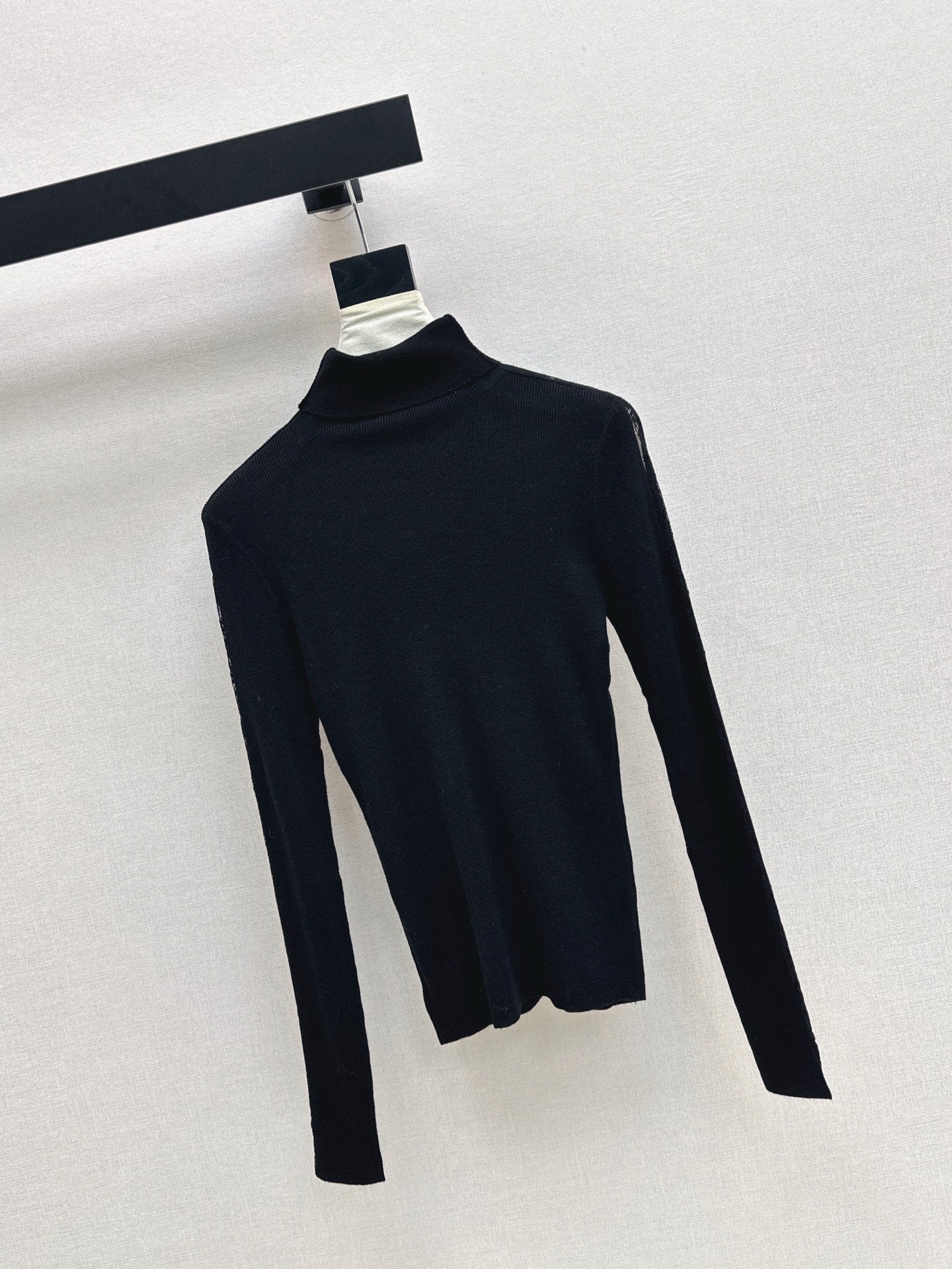 Erma 25fw lace sweatshirts