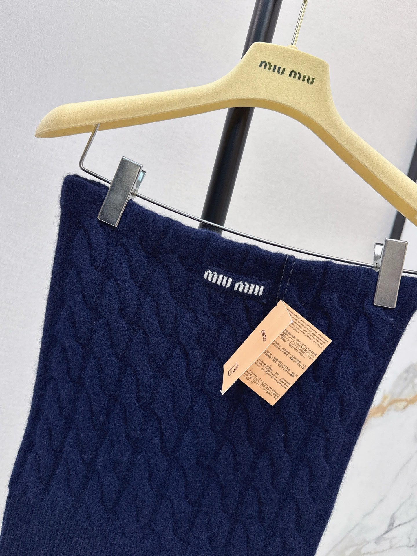 Miu 25fw knitted tube top