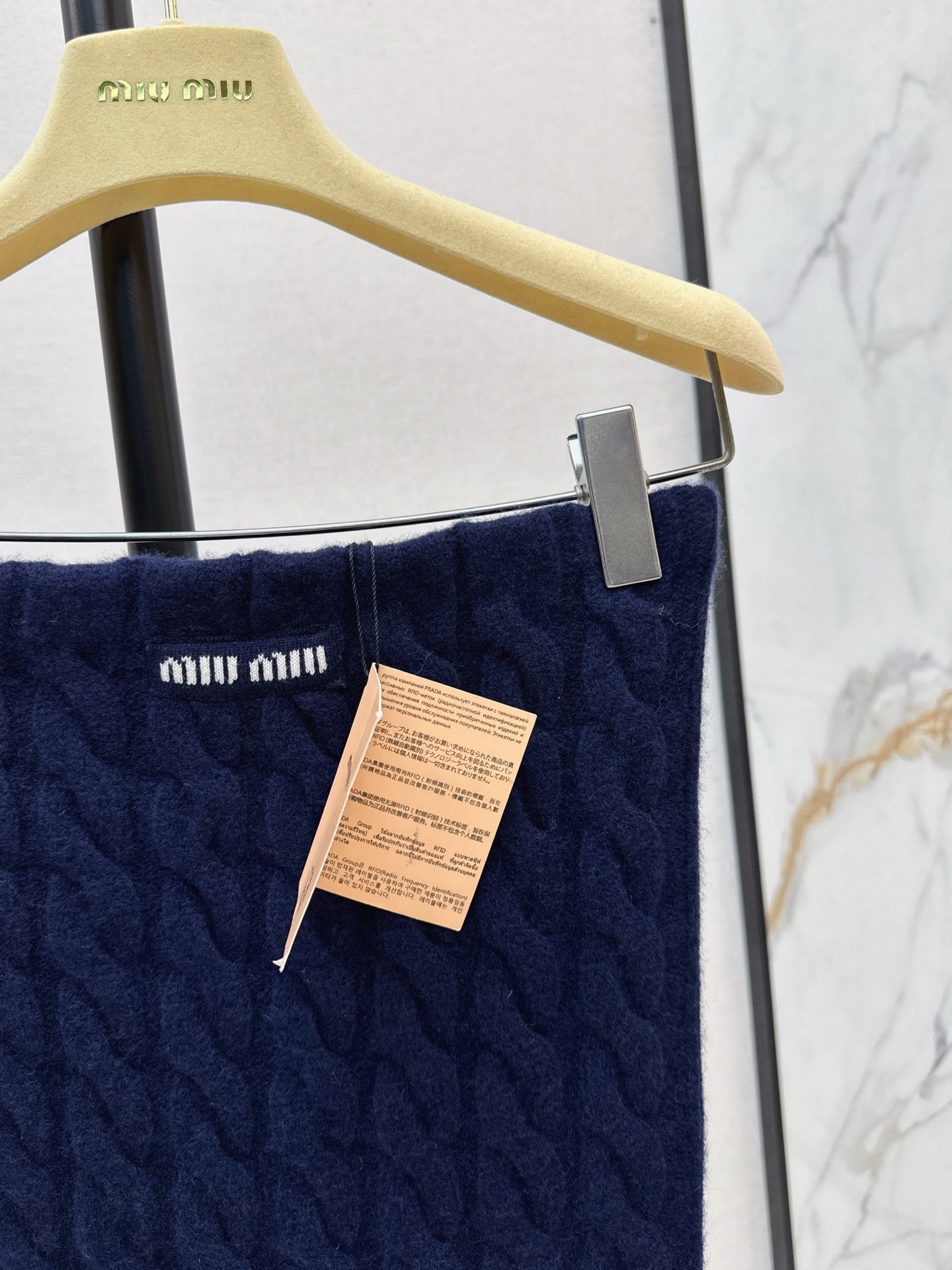 Miu 25fw knitted tube top