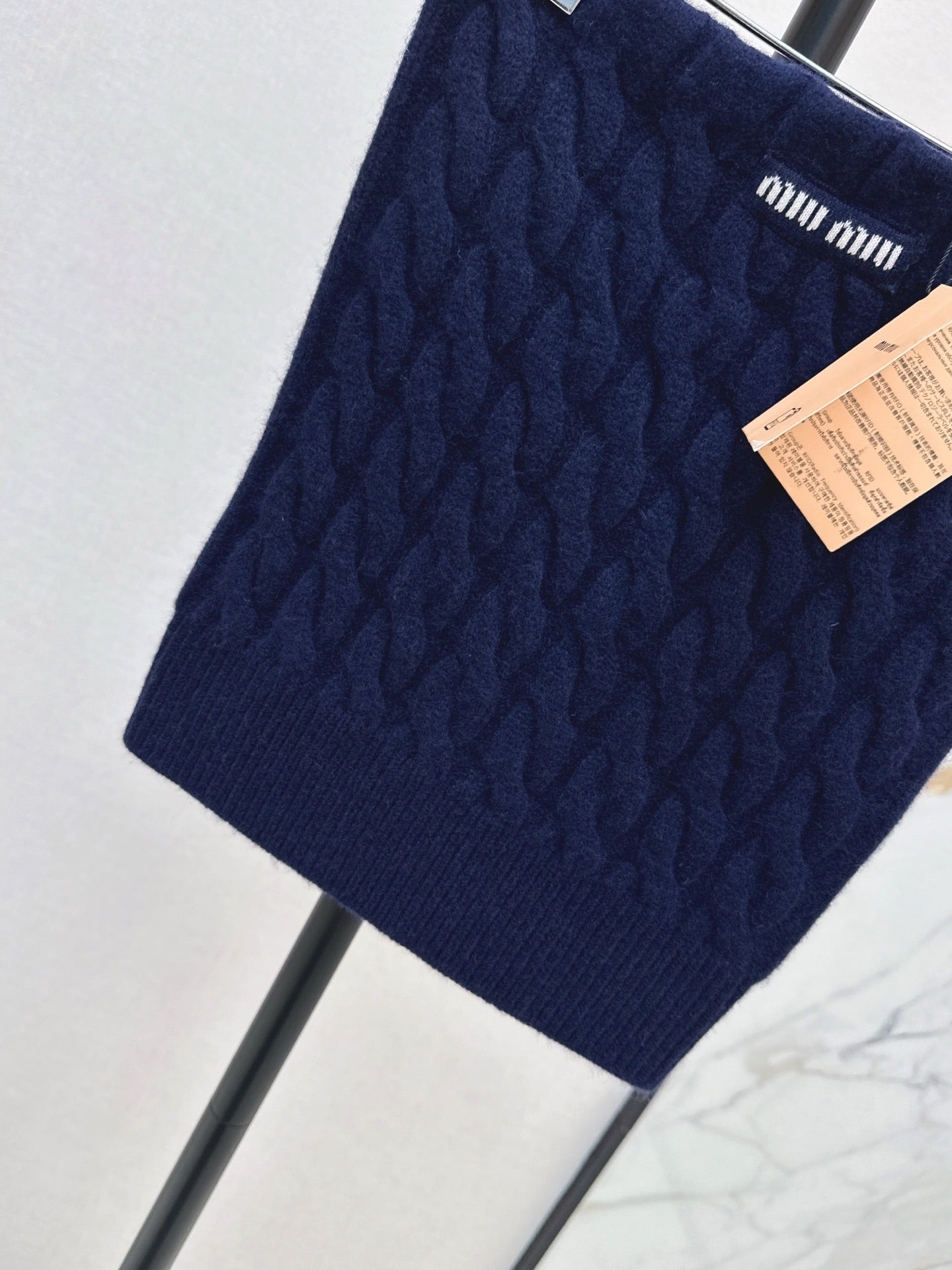 Miu 25fw knitted tube top