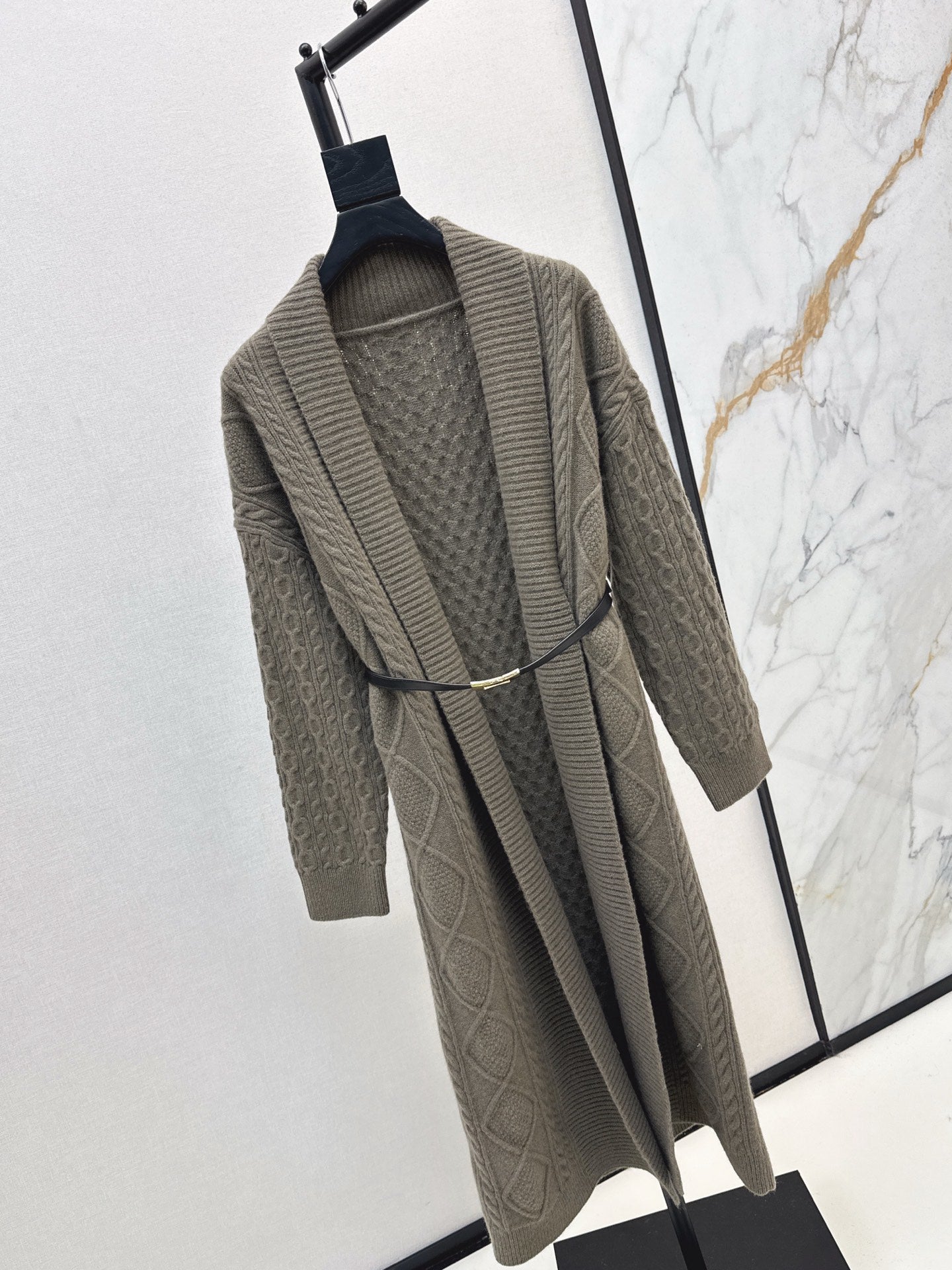 Her 25fw knitted jacket