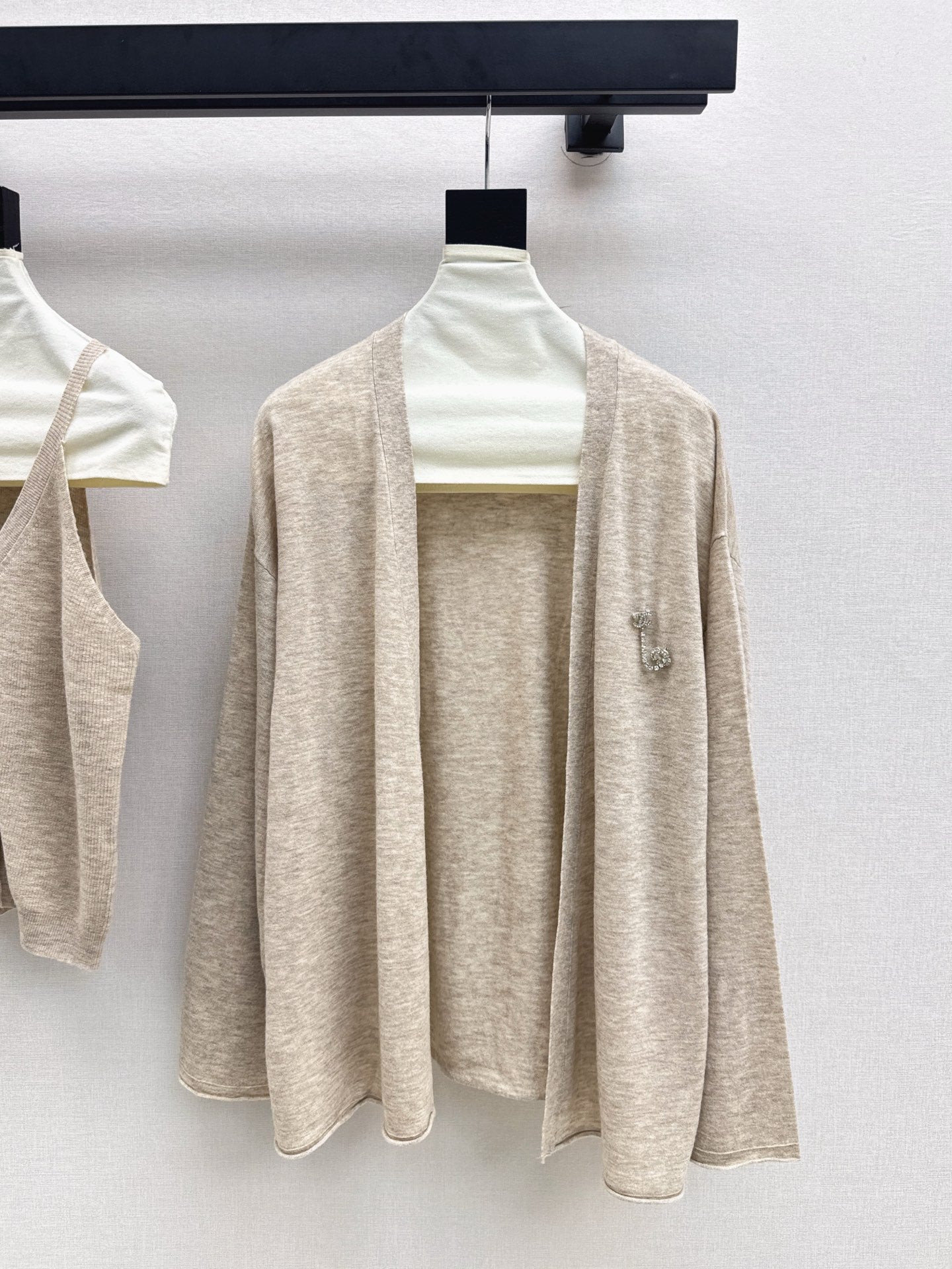Chan 25fw knitted vest cardigan set