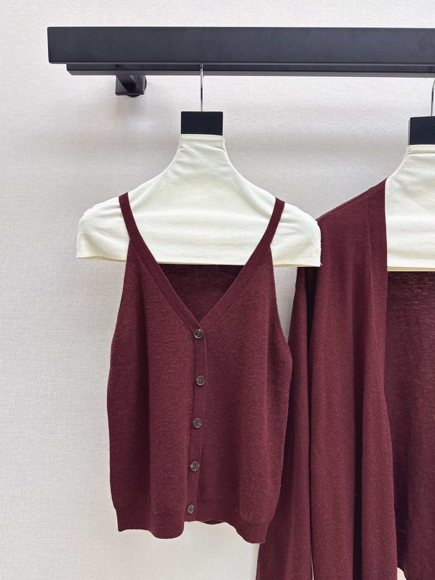 Chan 25fw knitted vest cardigan set