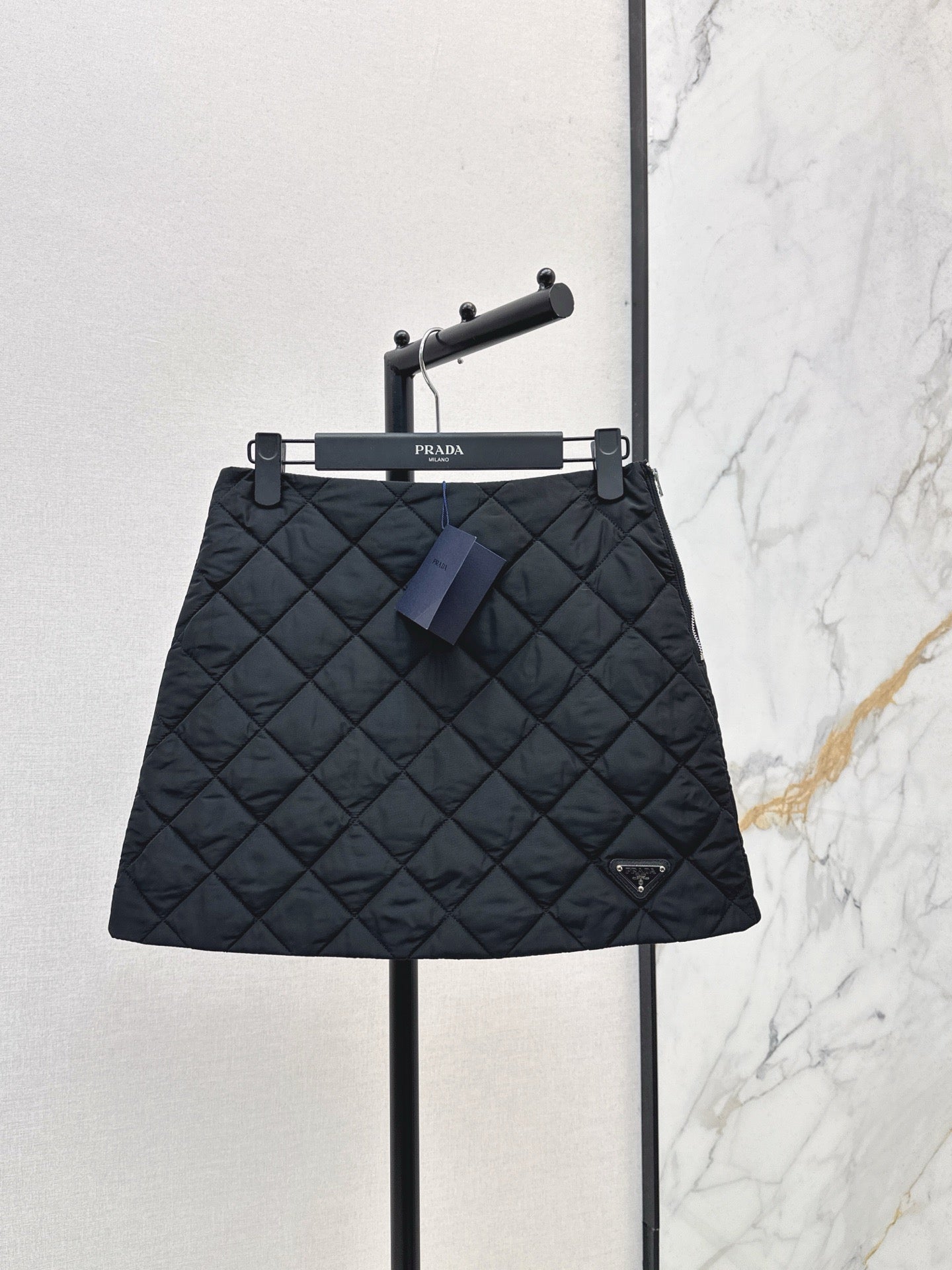 Pra 25fw padded skirt