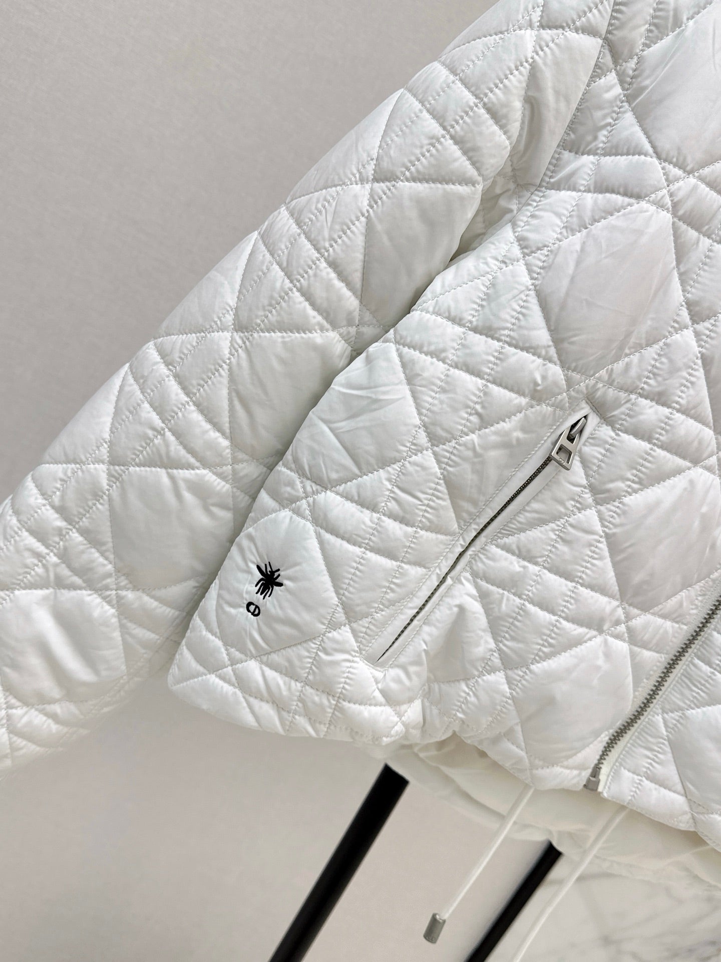 CD 25fw down jacket