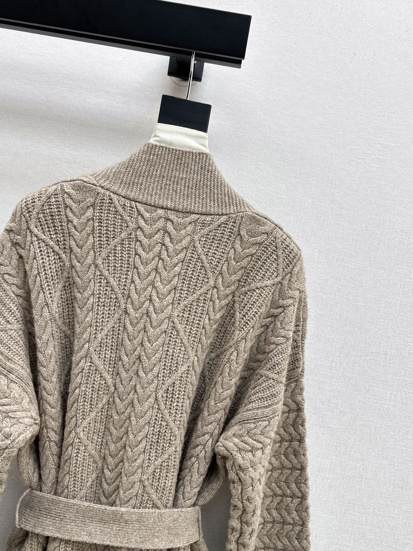 Loro 25fw knitted cardigan