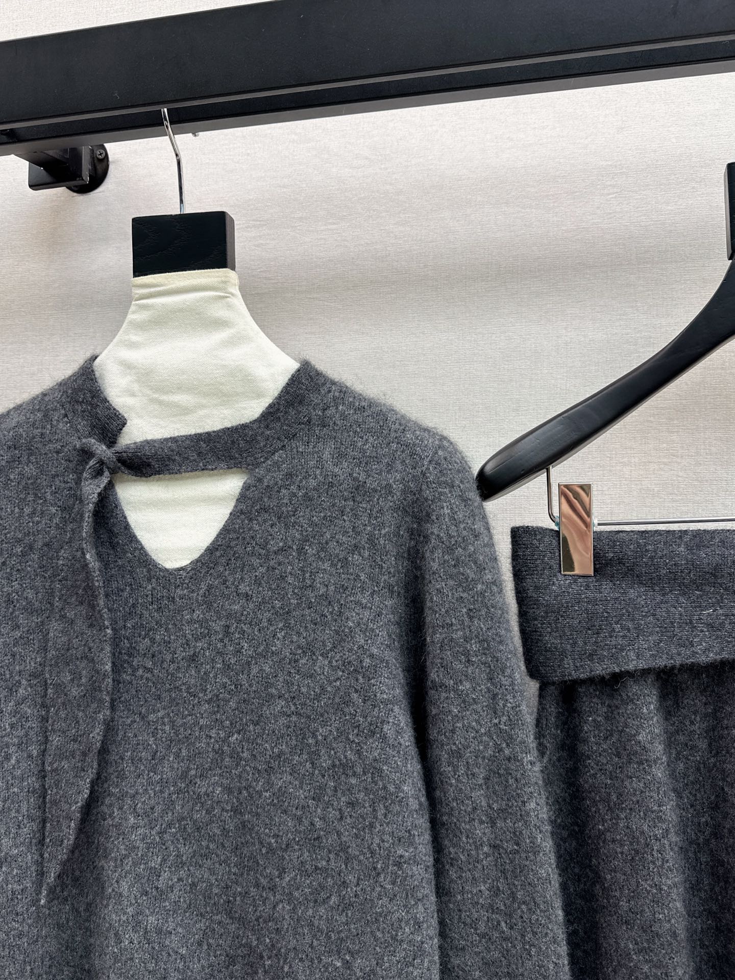 CD 25fw knitted suit