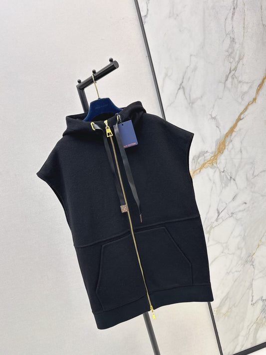Loui 25fw hooded waistcoat