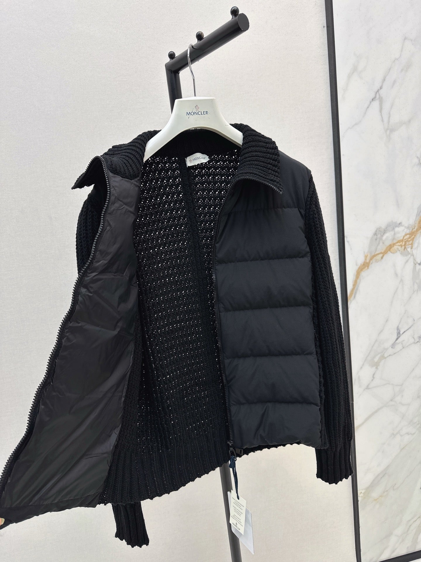 Monc 25fw down jacket