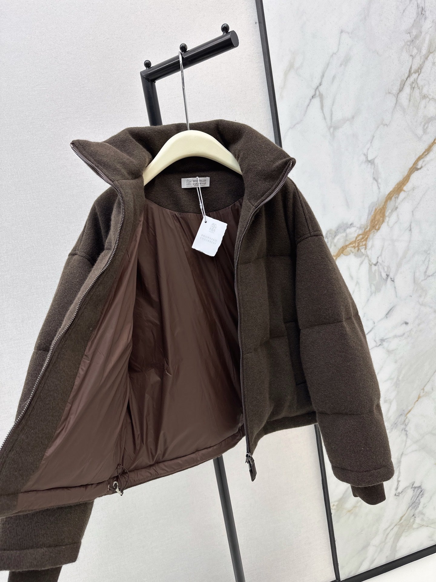 Brun 25fw down jacket