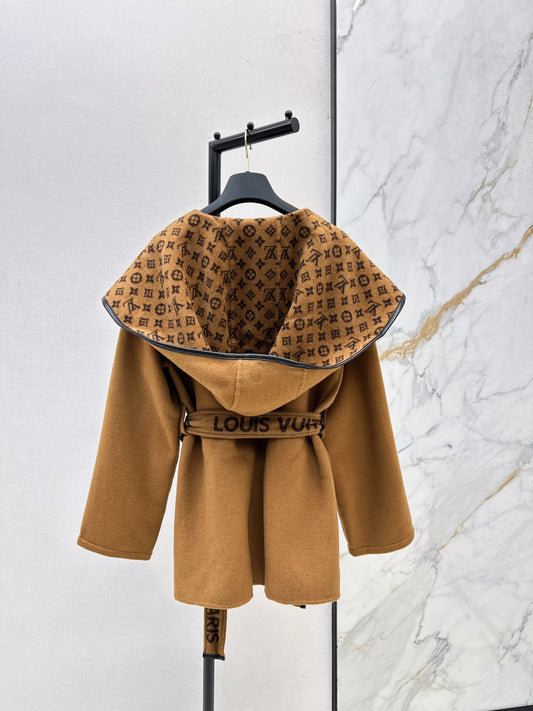 Loui 25fw hooded pea coats