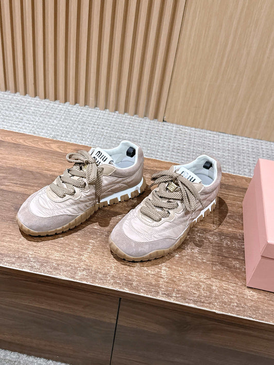 Miu 25fw sneakers