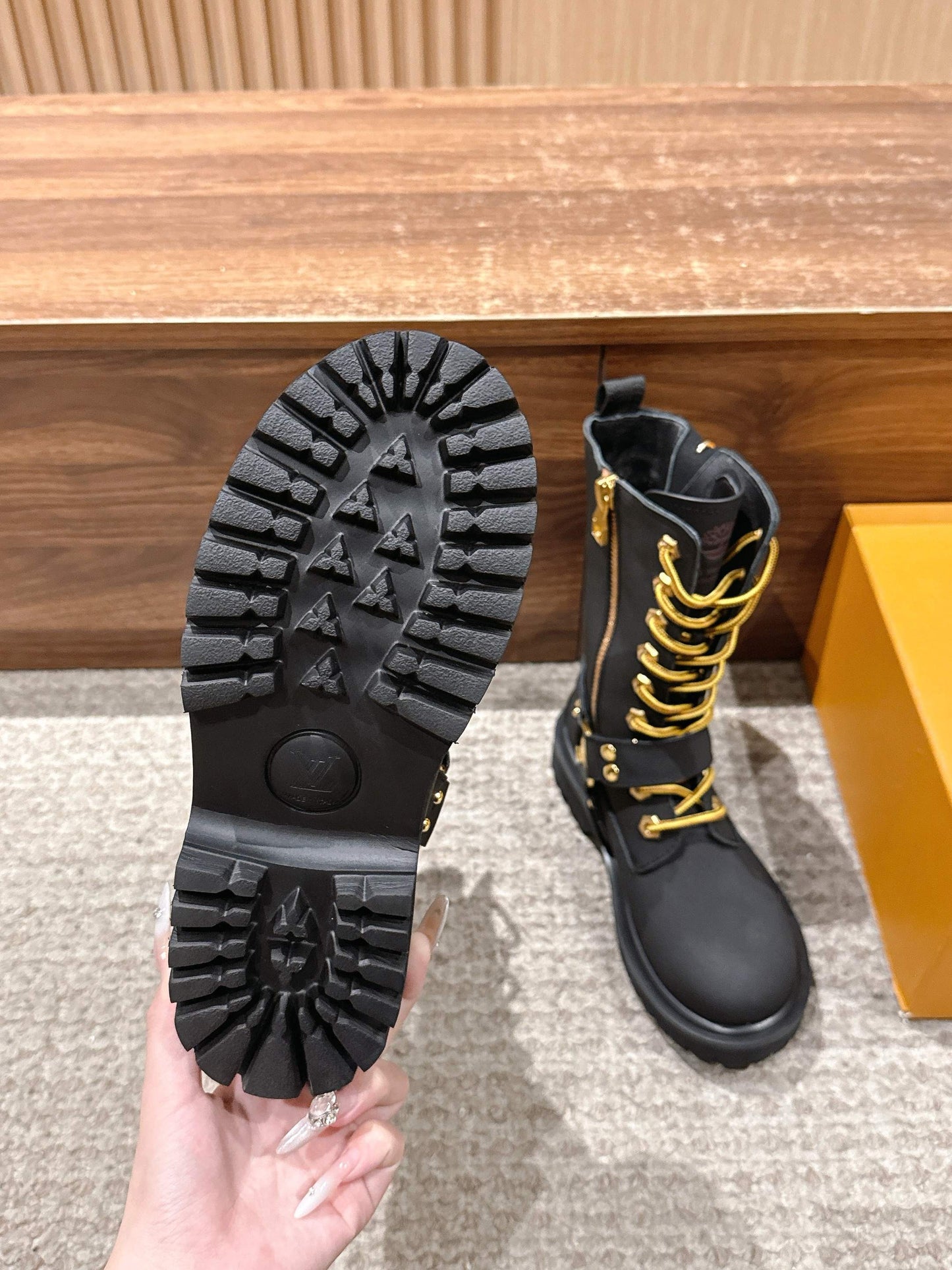 Loui 25fw biker boots