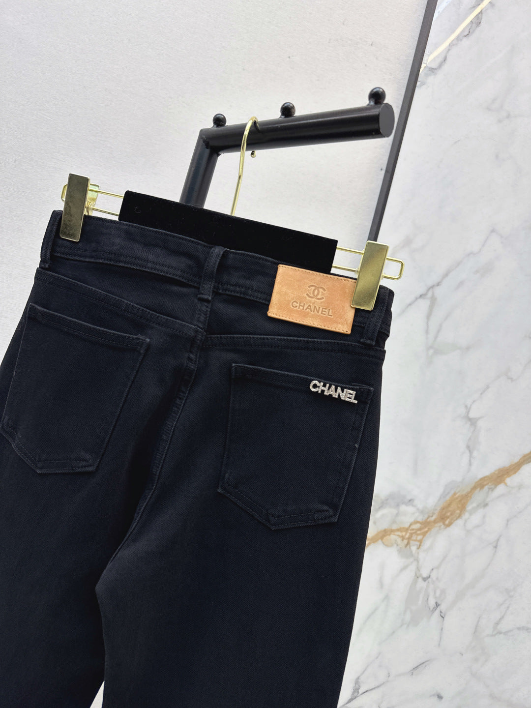 Chan 25fw plush jeans