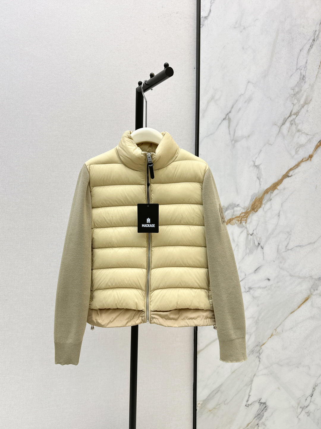 Monc 25fw down jacket