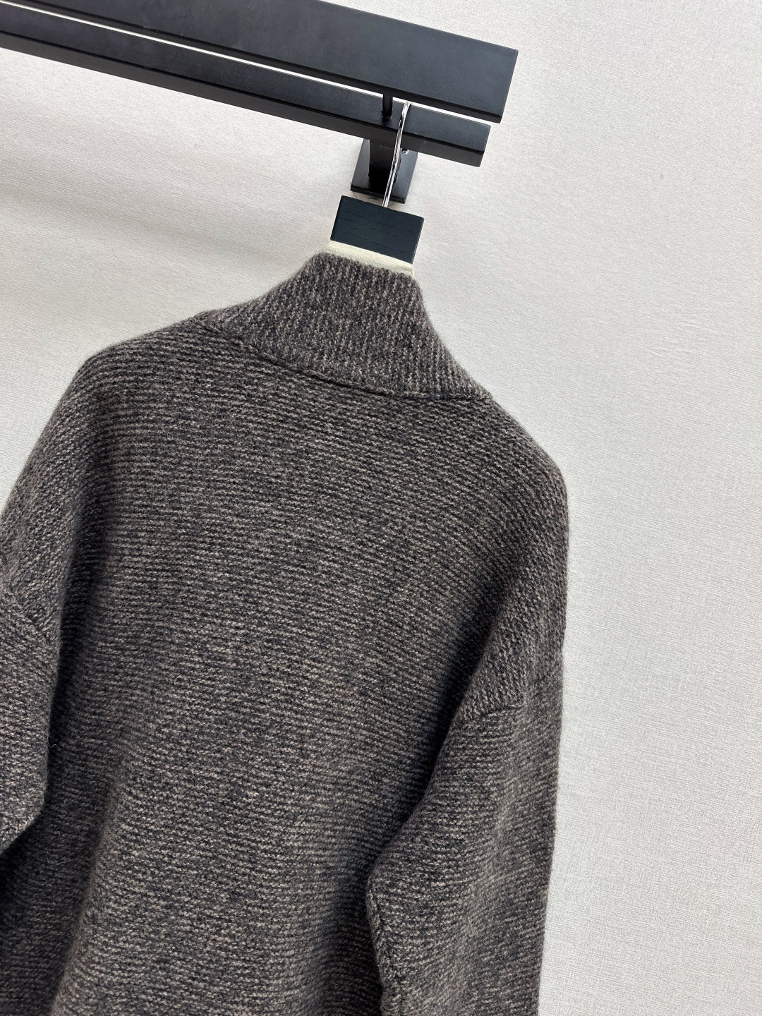 Loro 25fw wool cardigan