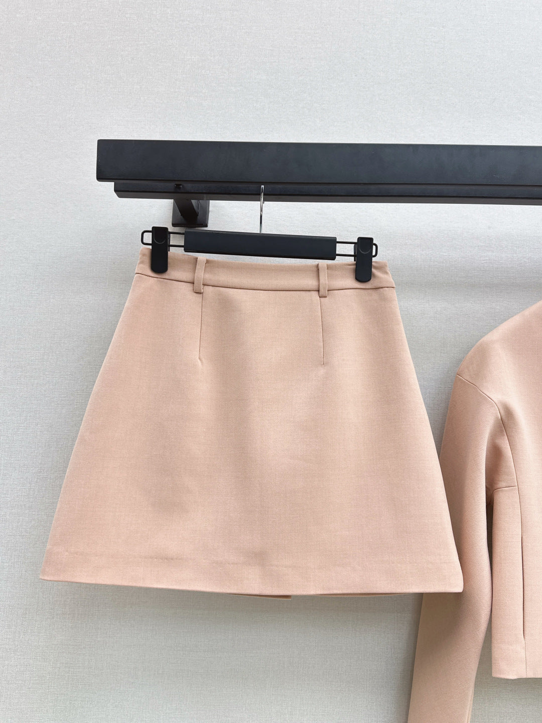 CD 25fw elegant jacket skirt set