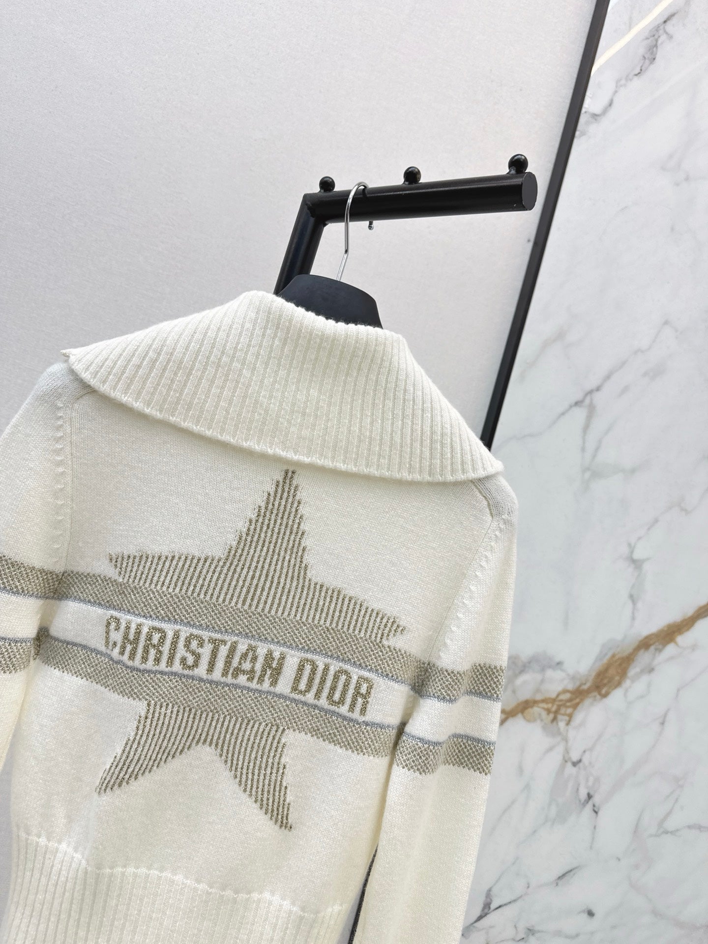 CD 25fw cashmere cardigan