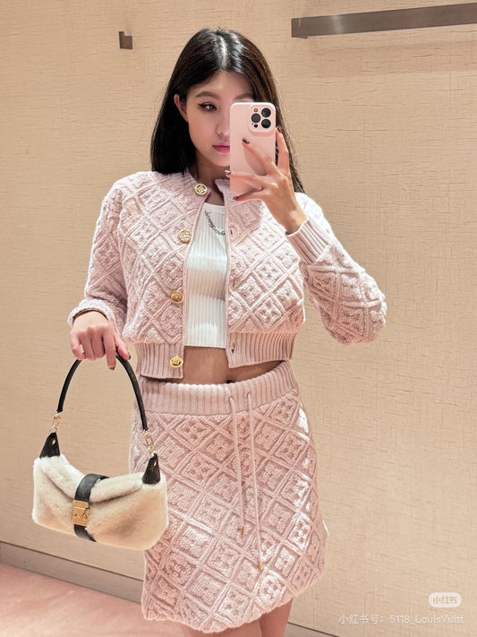 Loui 25fw cardigan skirt set
