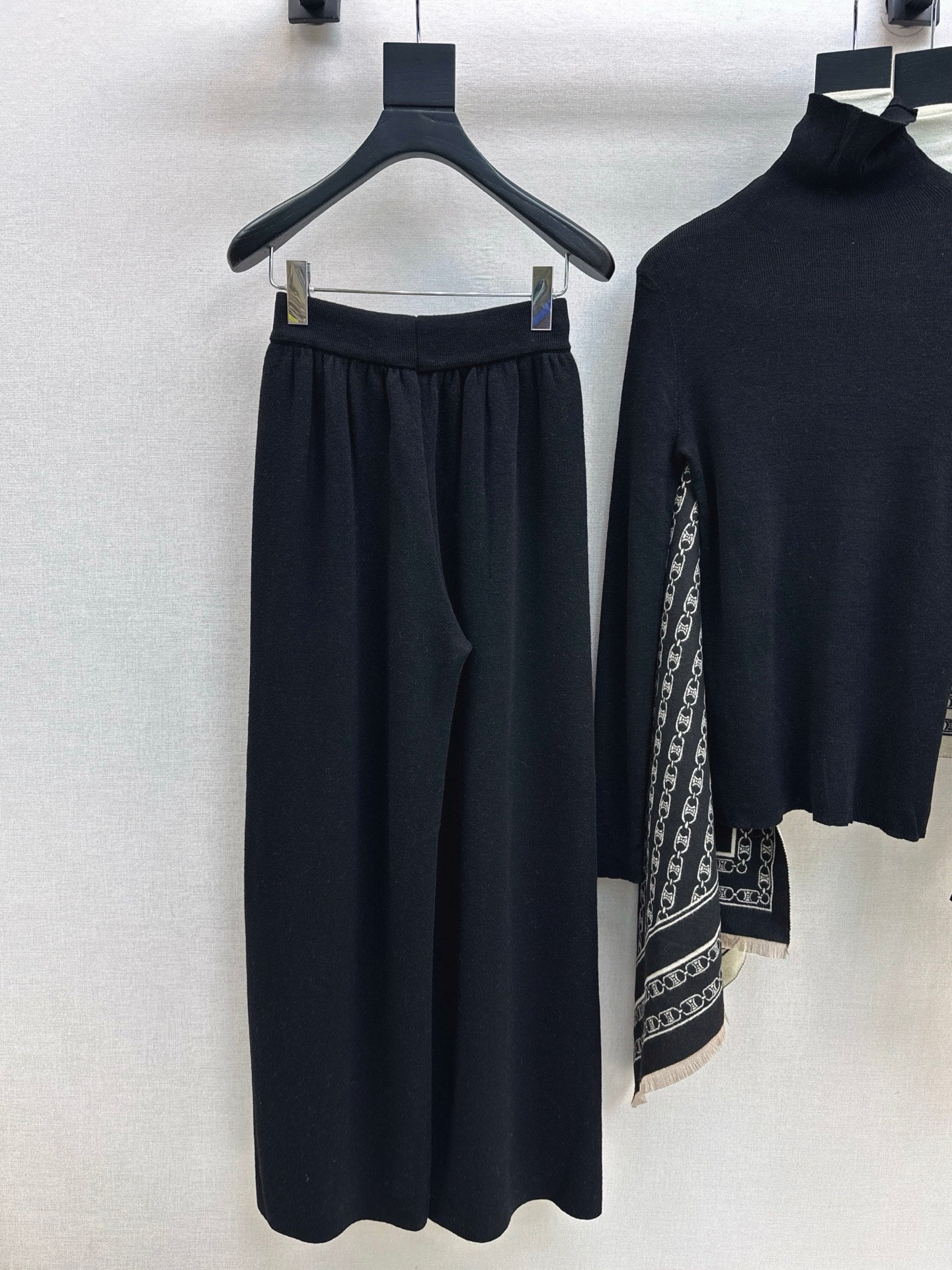 Celi 25fw knit shawl base layer pants set