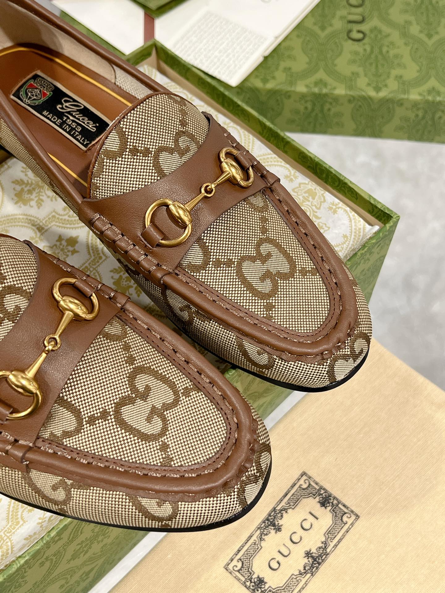 Gucc 25fw loafer shoes