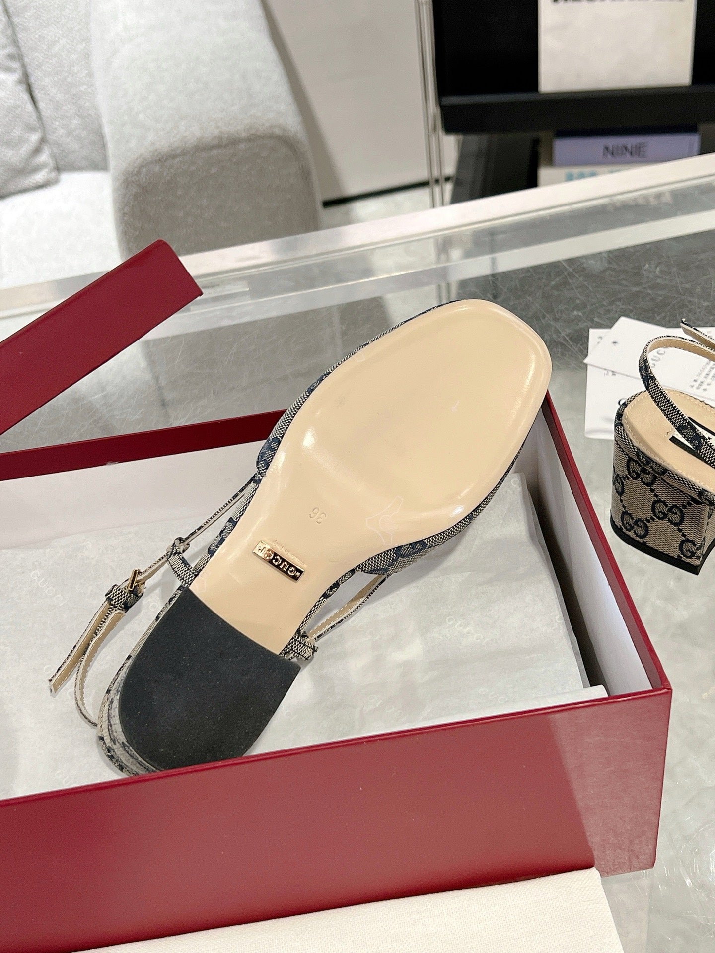 Gucc 25fw slingback chunky heels