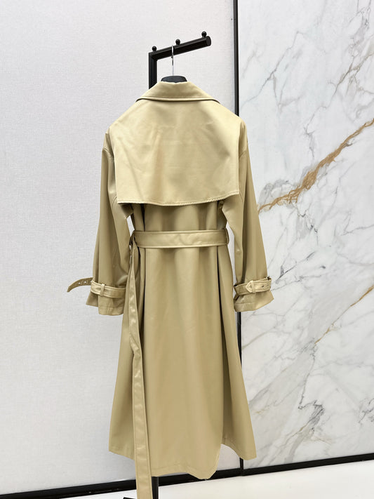 CD 25fw trench coats