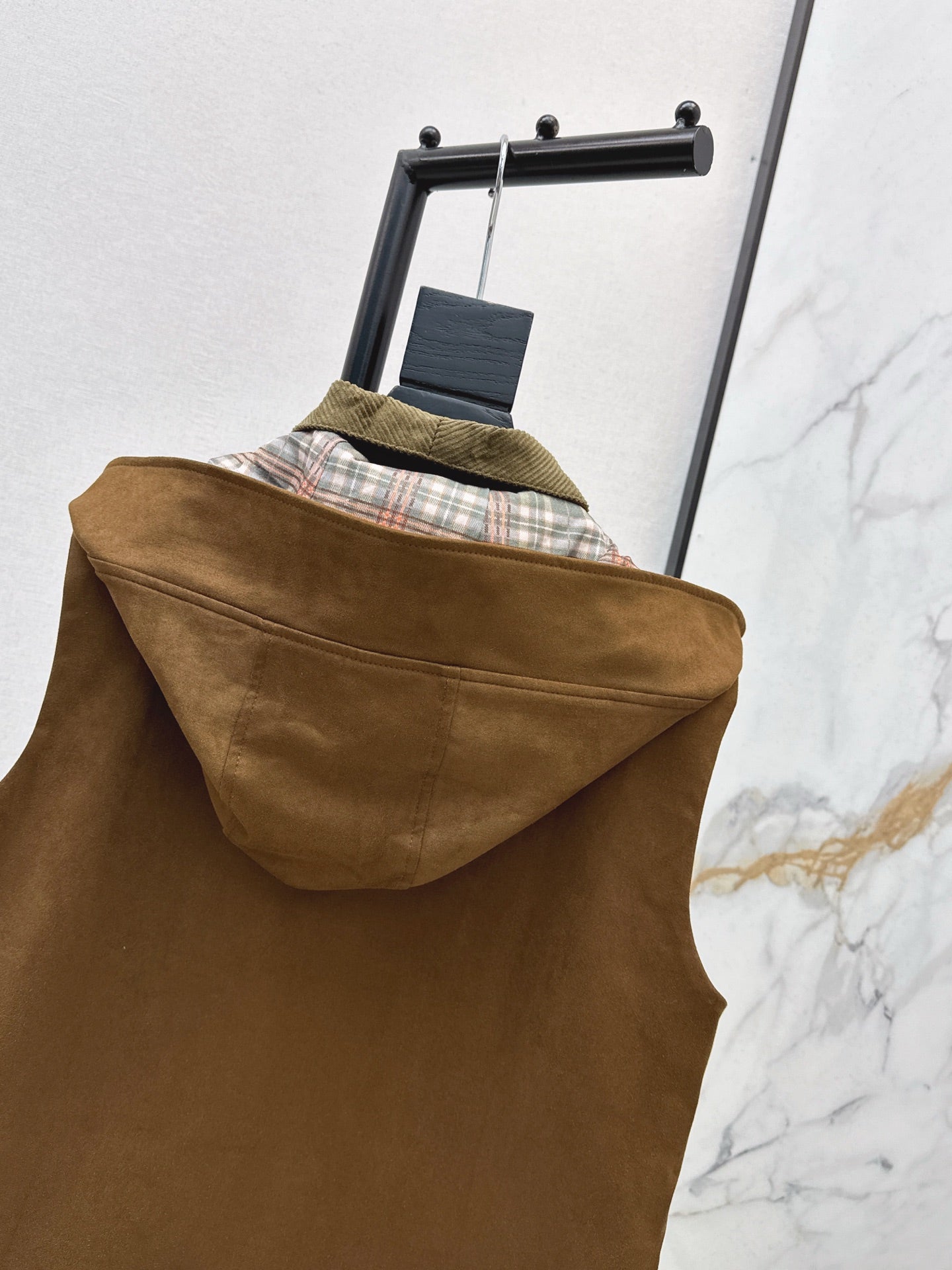 Loro 25fw waistcoats