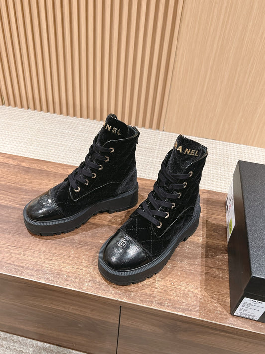 Chan 25fw ankle boots