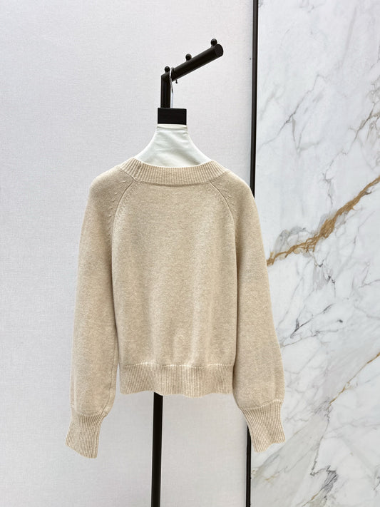 Gucc 25fw embroidery sweater