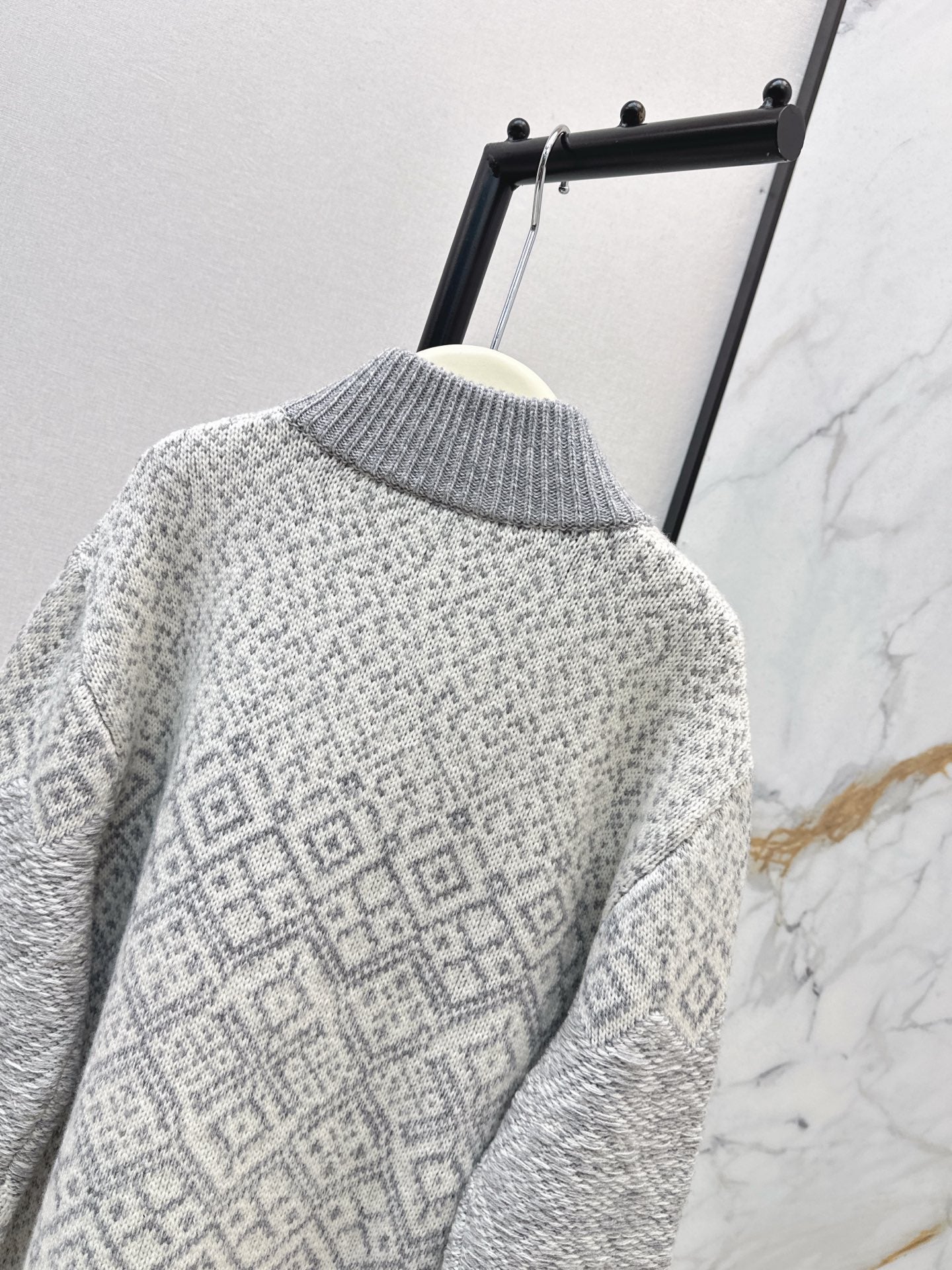 Loro 25fw christmas jacket