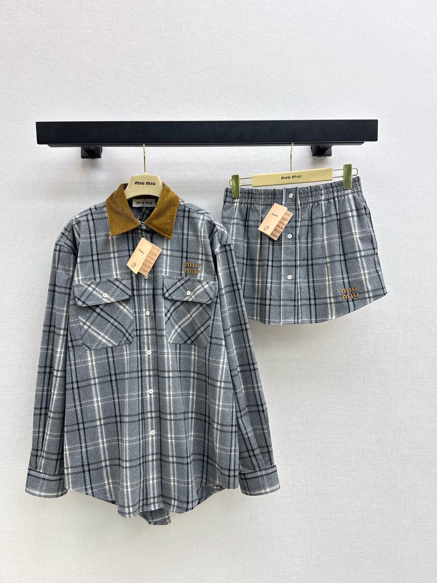 Miu 25fw vintage plaid shirt
