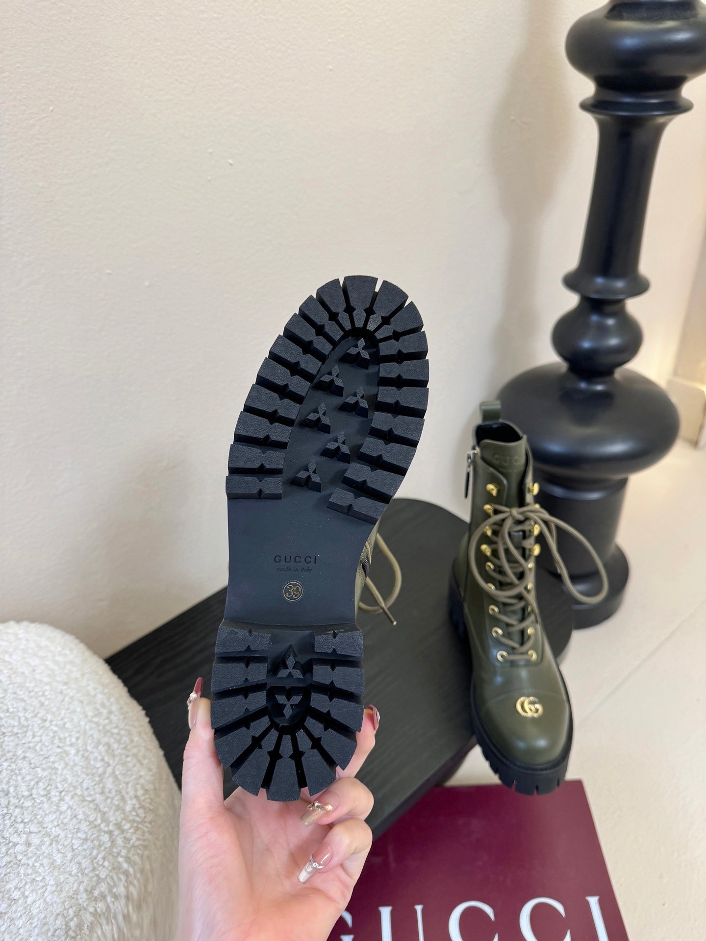 Gucc 25fw combat boots