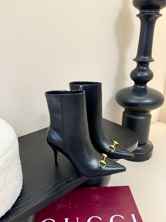 Gucc 25fw ankle boots