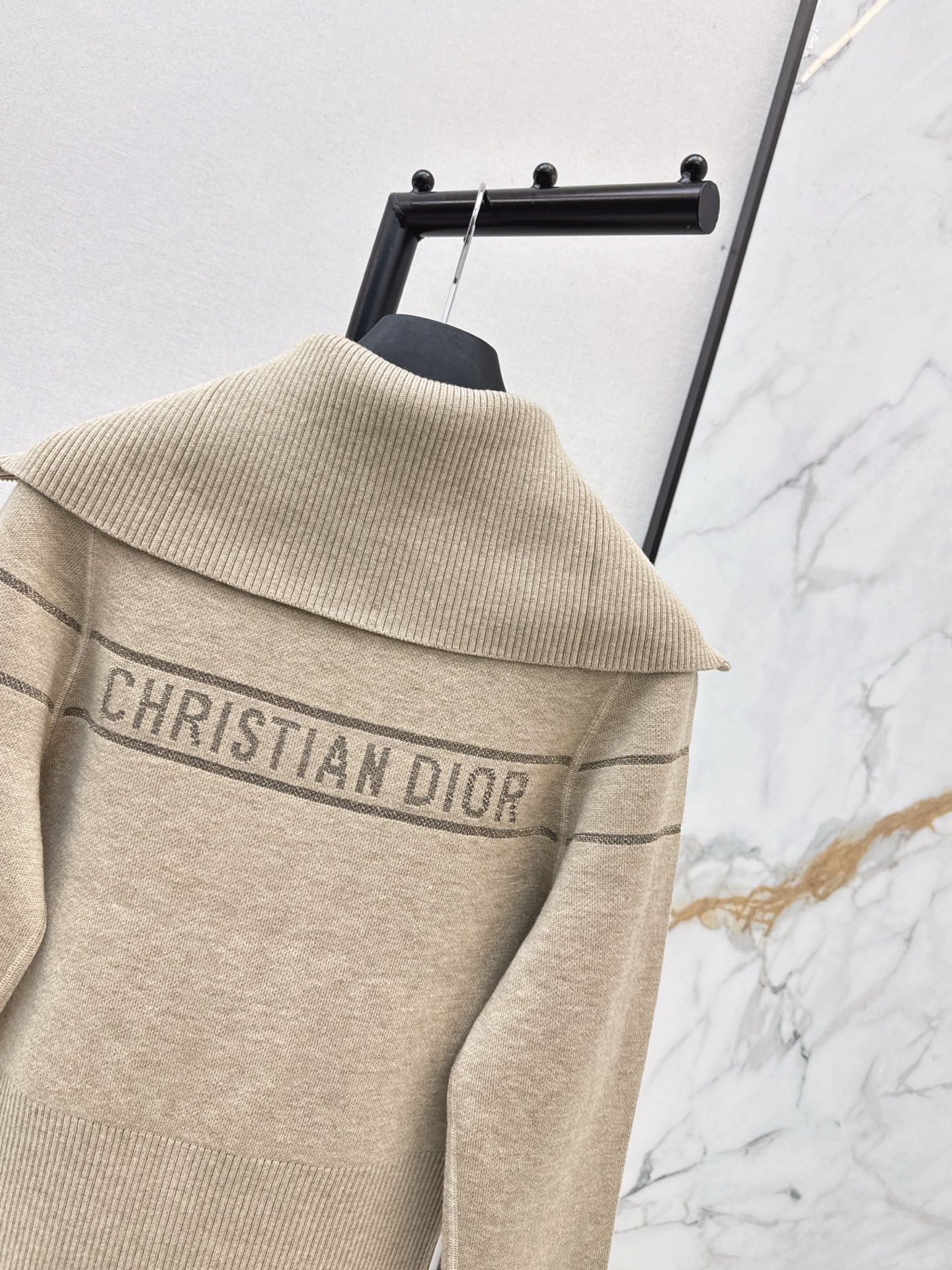 CD 25fw reversible jacket