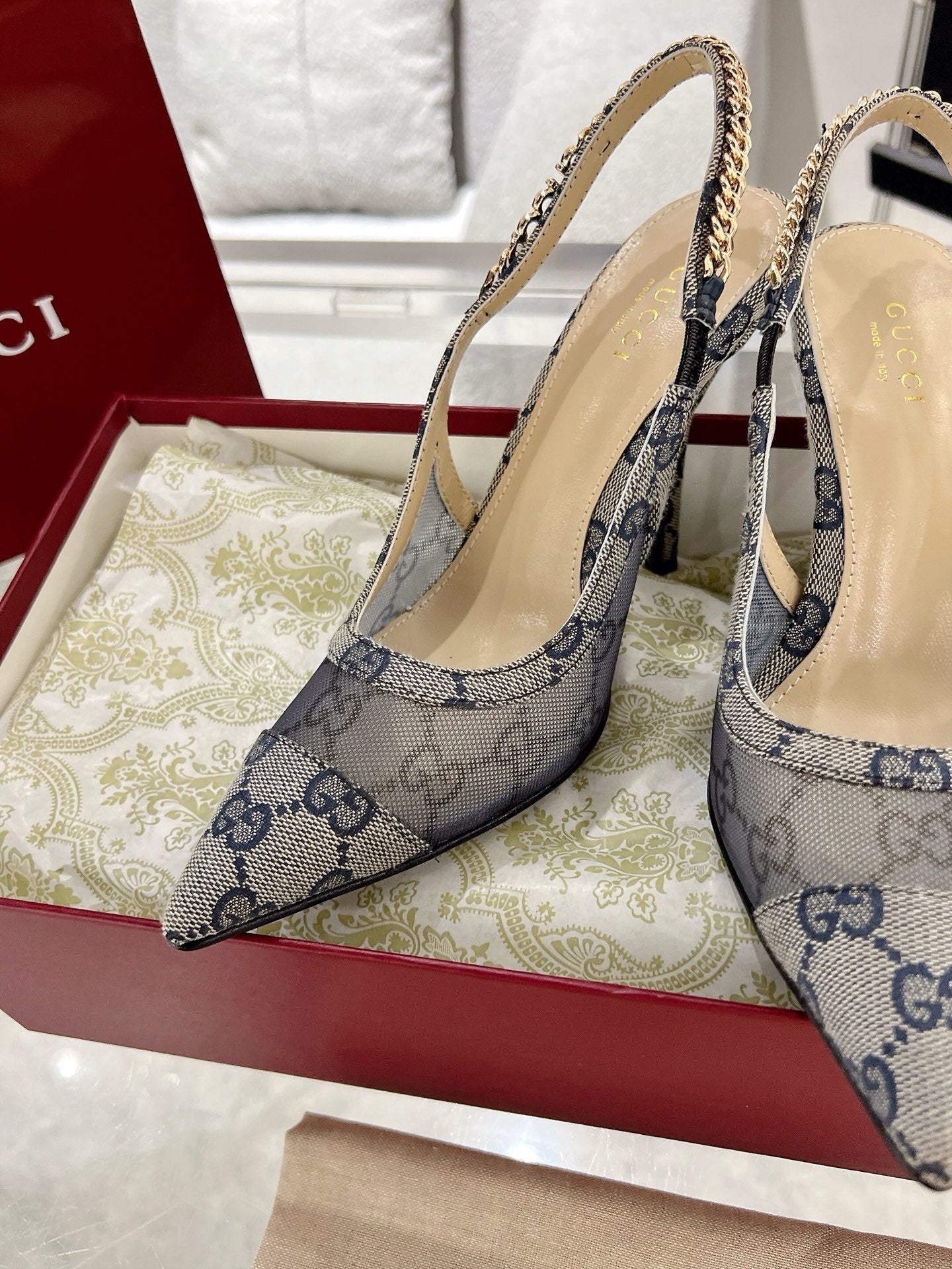 Gucc 25fw slingback heels