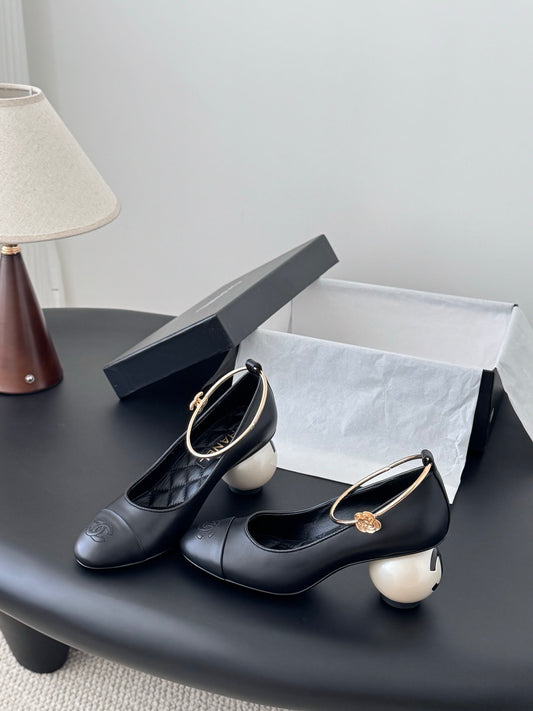 Chan 25fw chunky heels