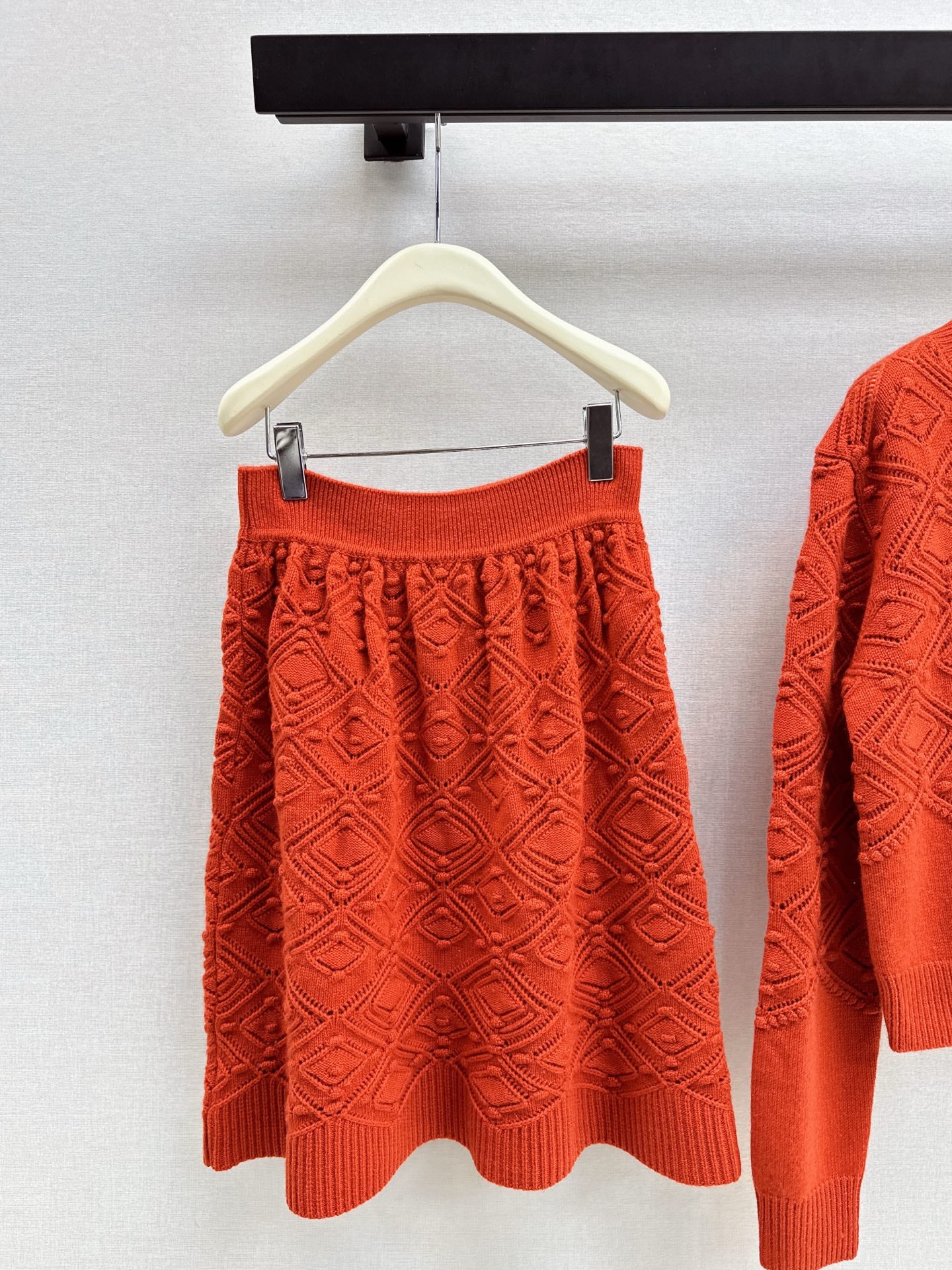 Loro 25fw outfit sets jacquard sweater skirt set