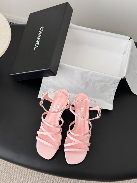 Chan 25fw kitten sandals