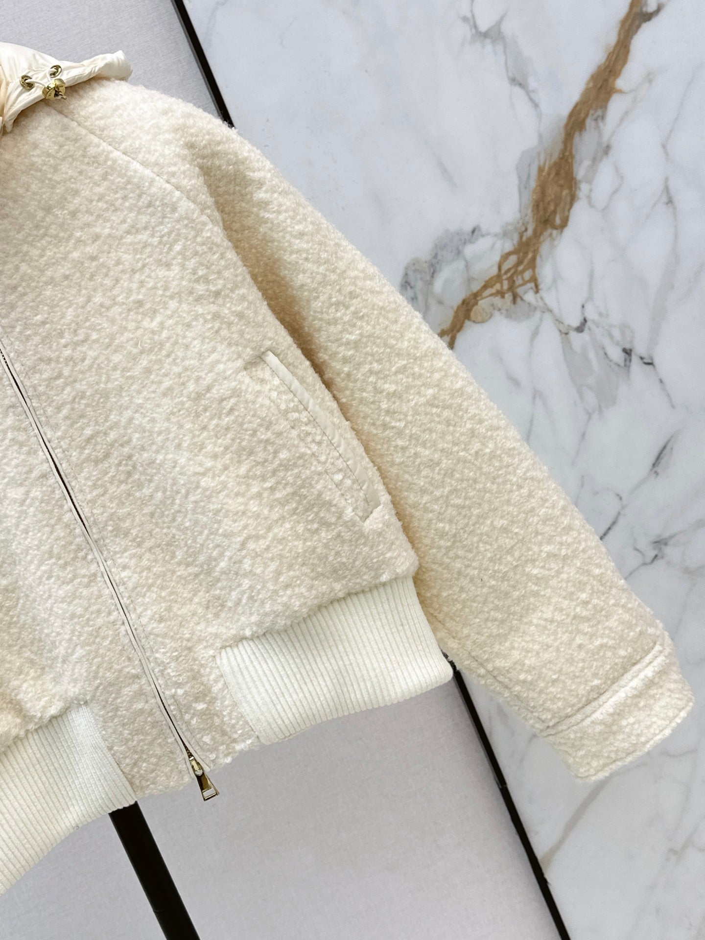 Monc 25fw bomber jacket