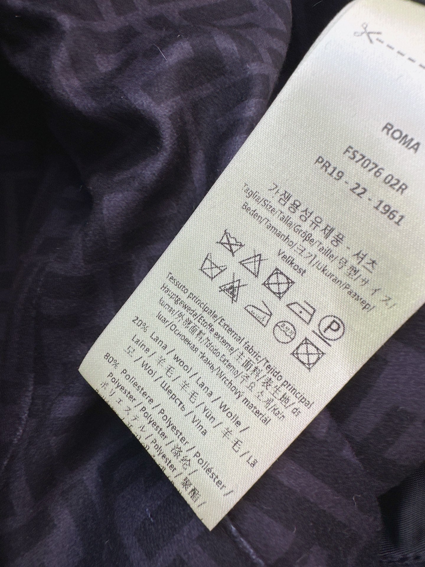 Fend 26ss reversible hooded jacket