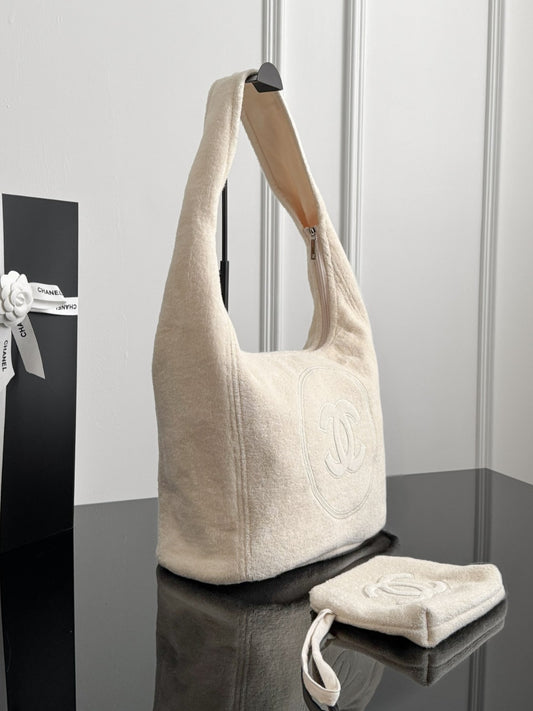 Chan 25 coco beach bag